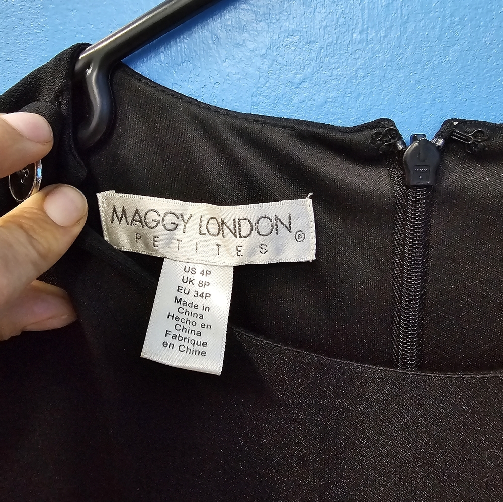 Maggy London Petites Short Dress Black and White - Picture 7 of 11